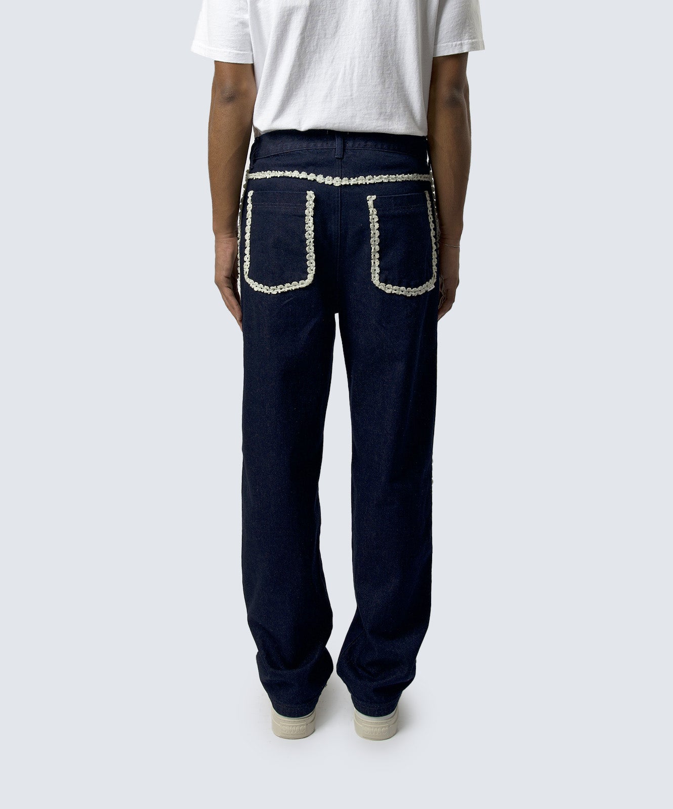 ARTE JEANS FLOWER TRIM PANT