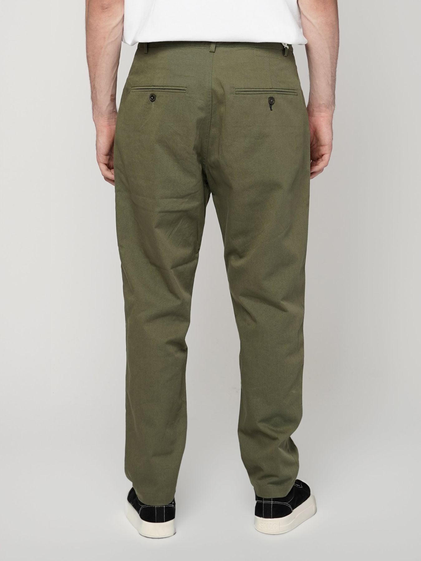 UNIVERSAL WORKS Pantaloni MILITARY CHINO